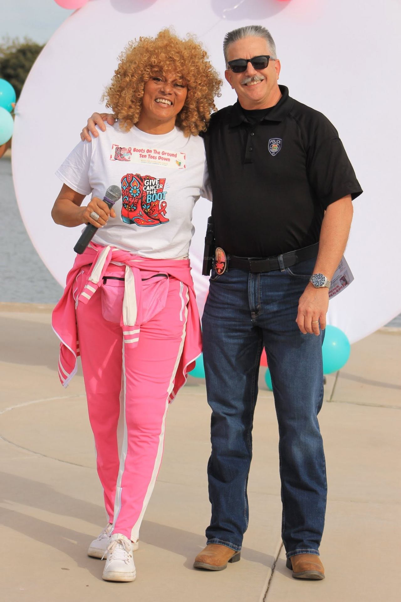 Host with Maricopa PD officer